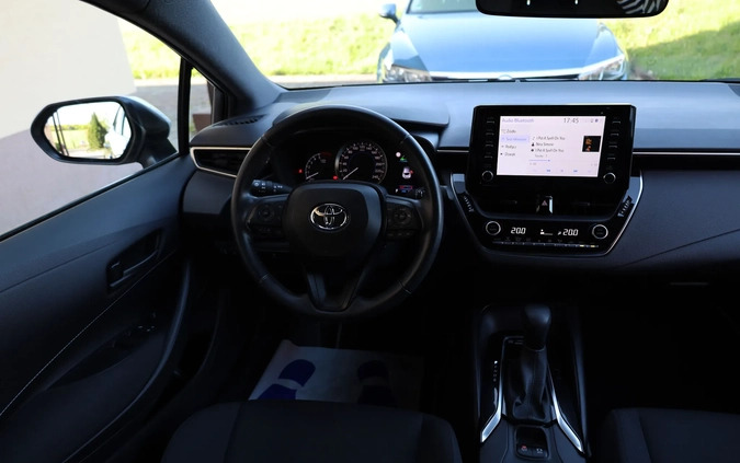 Toyota Corolla cena 79950 przebieg: 74400, rok produkcji 2019 z Rakoniewice małe 742